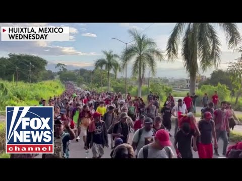 Read more about the article Democrat mayors head to DC as massive caravan marches toward US
